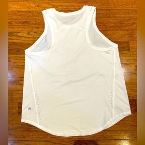 Lululemon Women’s Dri-fit White Tank top size small